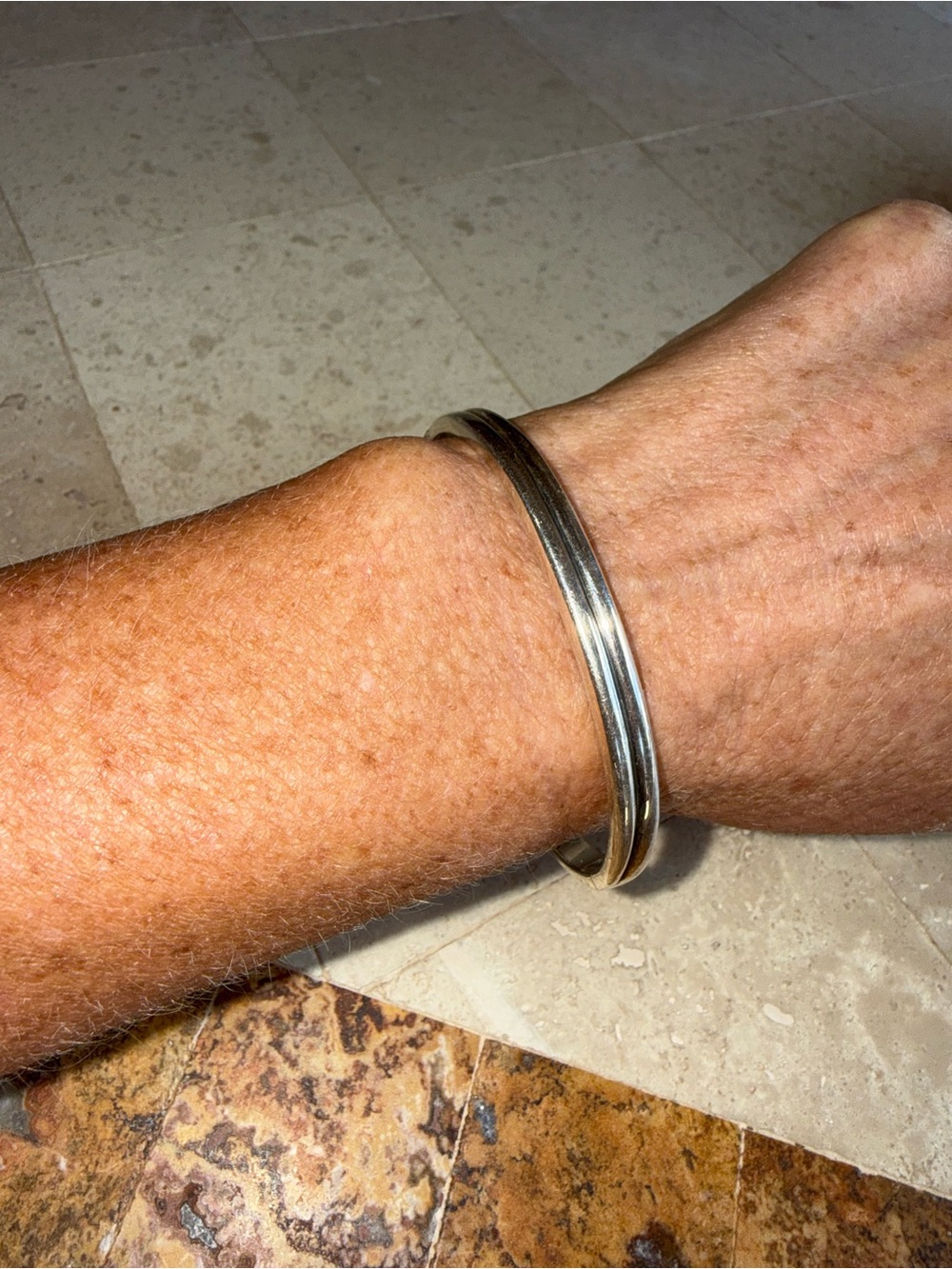 Sterling Silver 925 women’s bracelet•James Avery Style•safety clasp•see pics